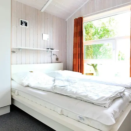 12 Person In Feriehus